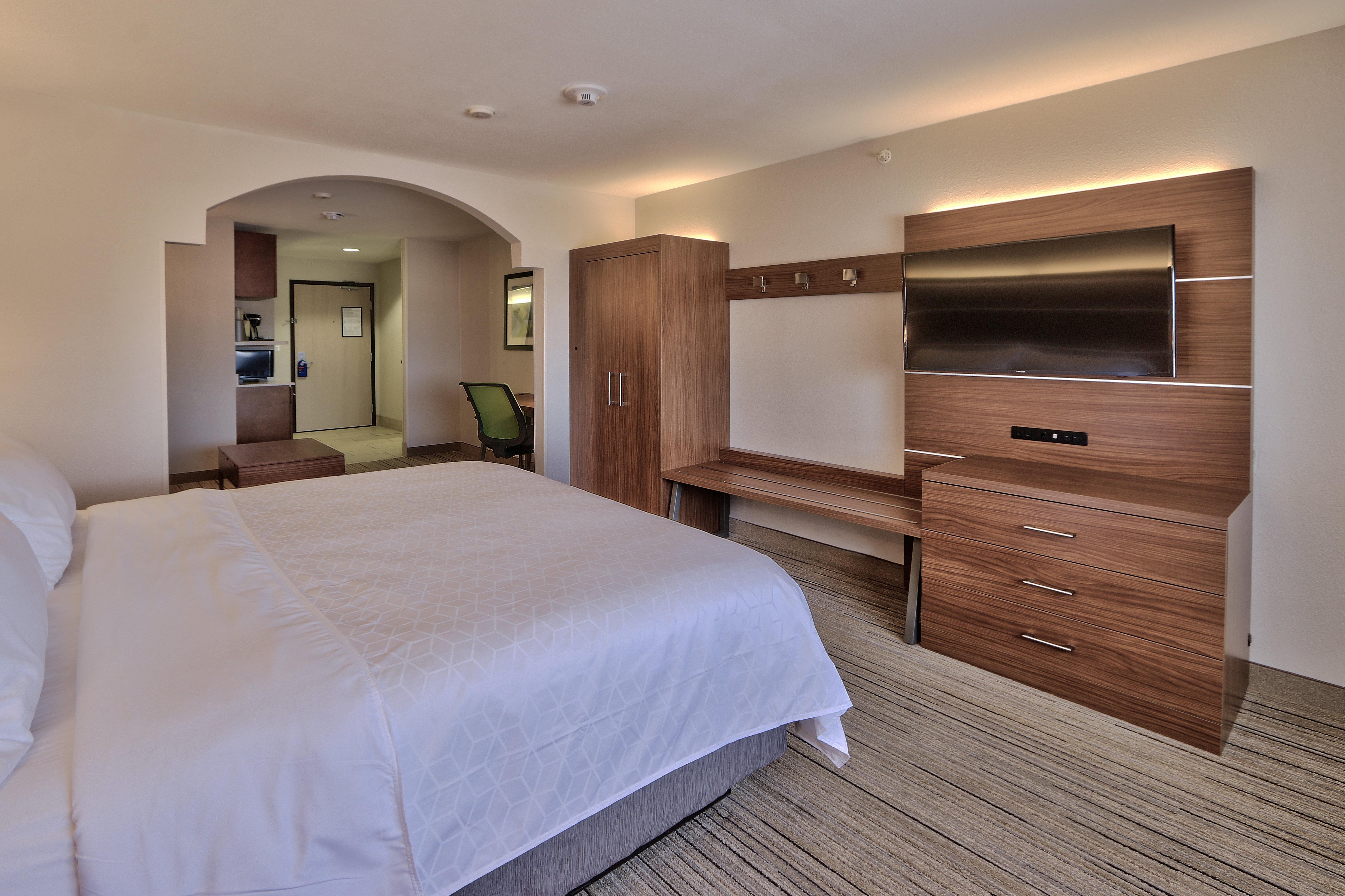 Holiday Inn Express & Suites Portales By Ihg Eksteriør billede