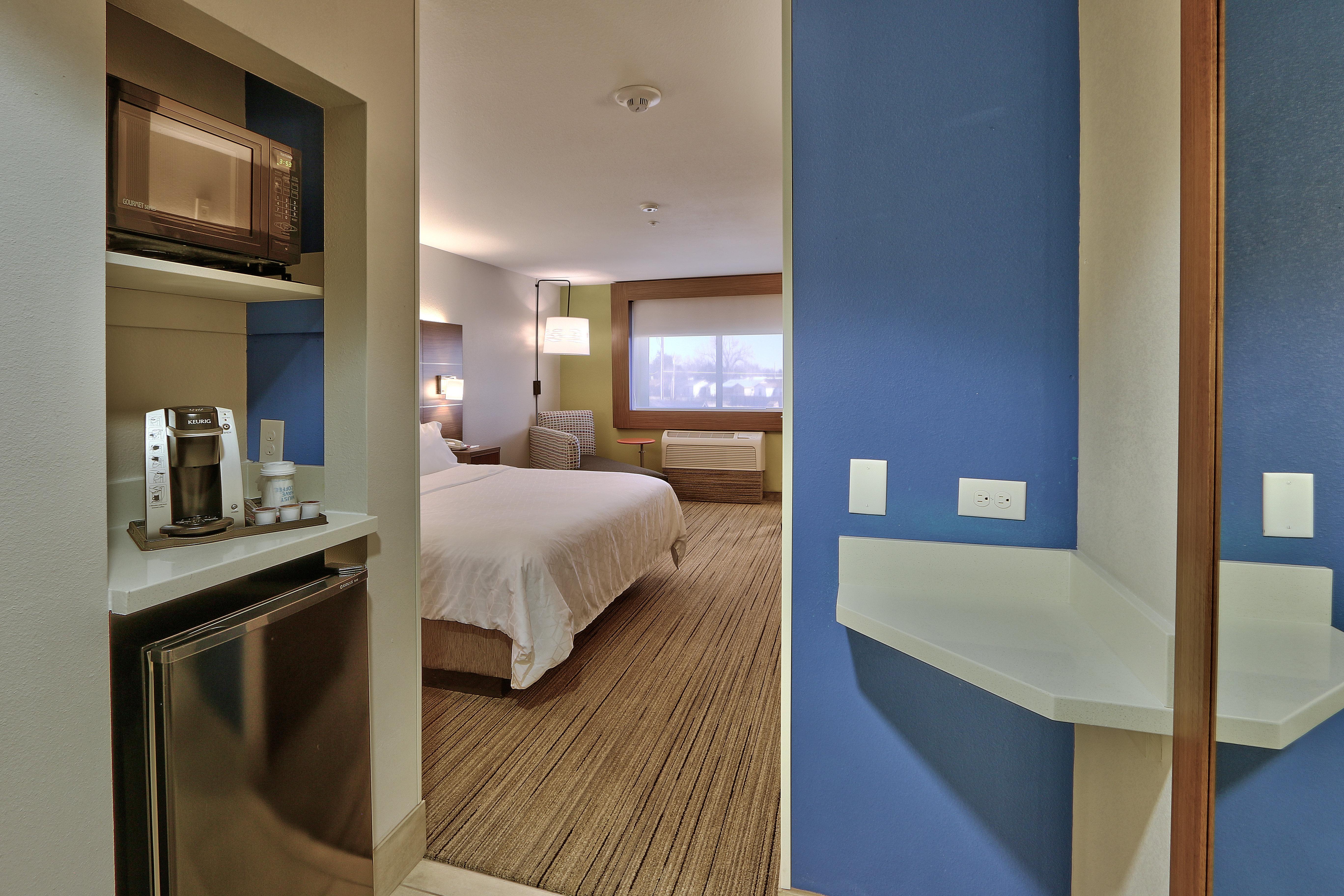 Holiday Inn Express & Suites Portales By Ihg Eksteriør billede