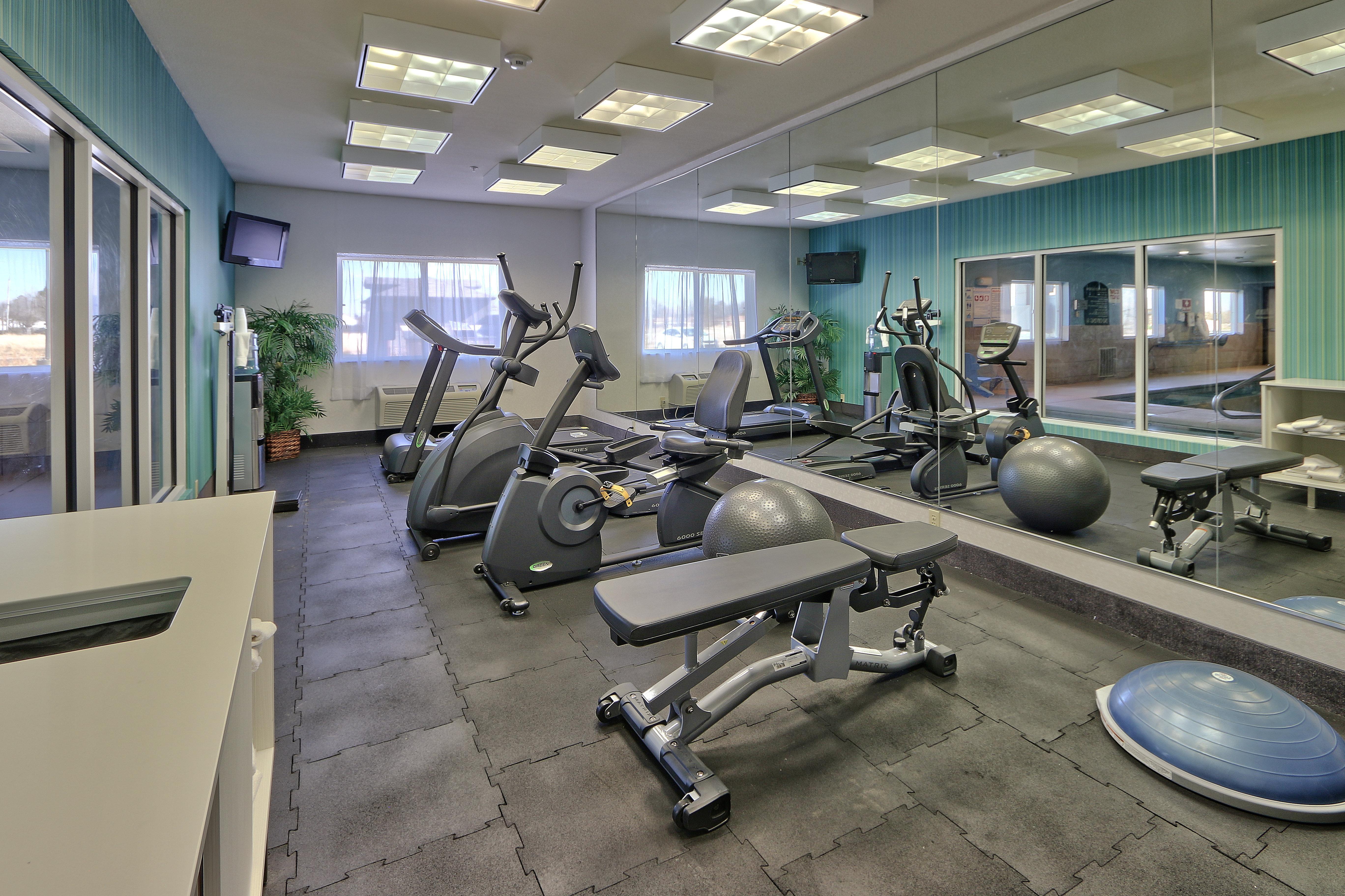 Holiday Inn Express & Suites Portales By Ihg Eksteriør billede