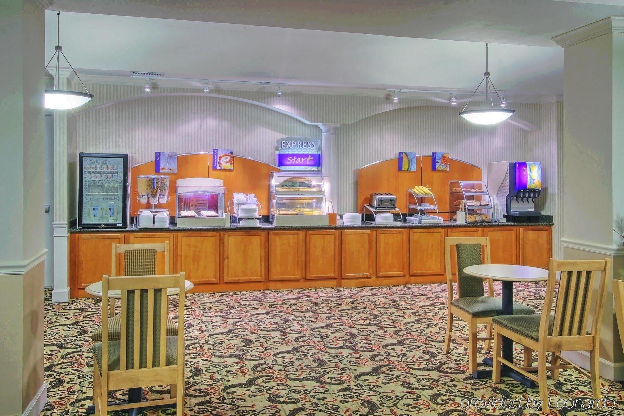 Holiday Inn Express & Suites Portales By Ihg Eksteriør billede